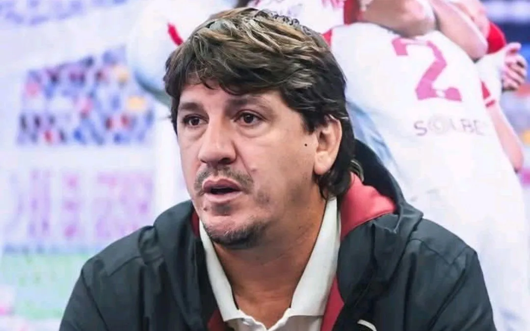 Jean Ferrari deja Universitario. (Foto: X).