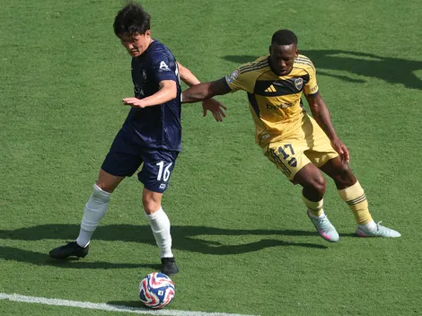 Luis Advíncula es destruido por la prensa argentina tras empatar con Auckland: "de lo peor"