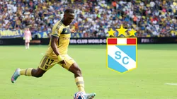 Luis Advíncula, defensor de Boca Juniors.