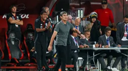 Óscar Ibáñez respondió si seguirá en la Selección Peruana.