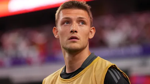 Oliver Sonne ya tiene su primer problema en la Premier League.