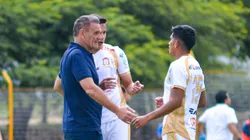 Luis Islas deja de ser el entrenador de Ayacucho FC.