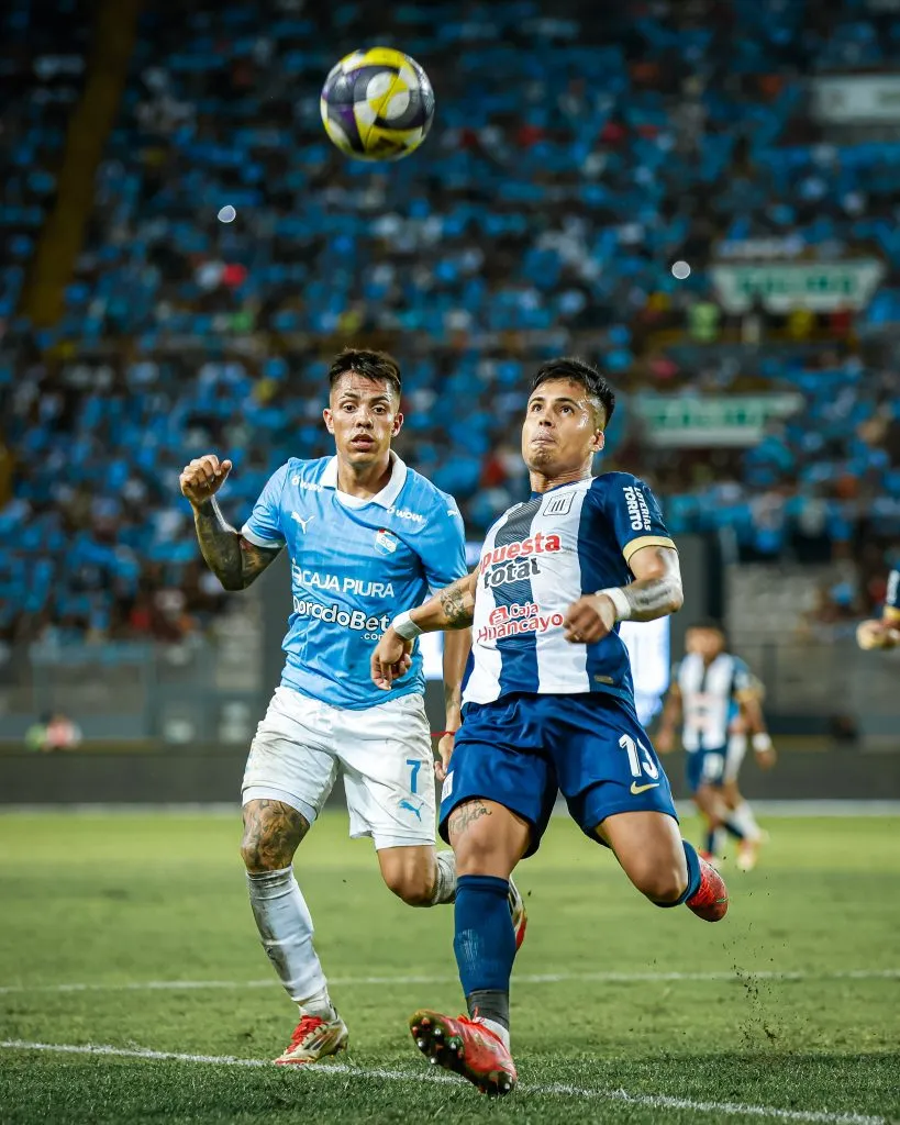 Sporting Cristal y Alianza Lima disputando un partido. (Foto: Liga 1)