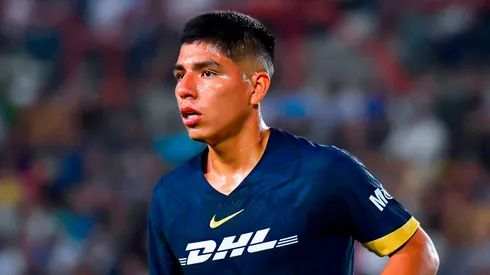 Piero Quispe y Pumas de México.