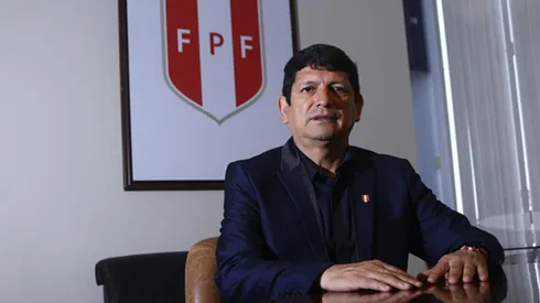 Agustín Lozano, presidente de la FPF.