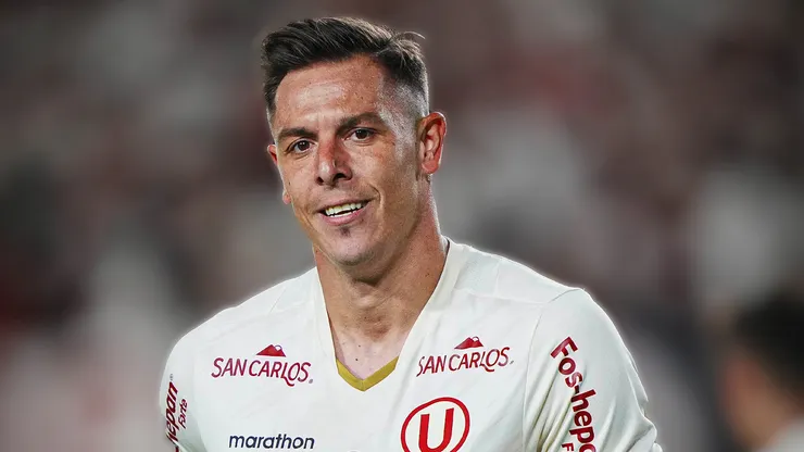 Diego Churín y Universitario.