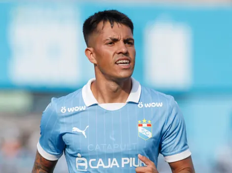 Más problemas para Cristal: El histórico de Argentina que quiere llevarse a Santiago González