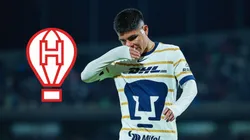 Piero Quispe con camiseta de Pumas.