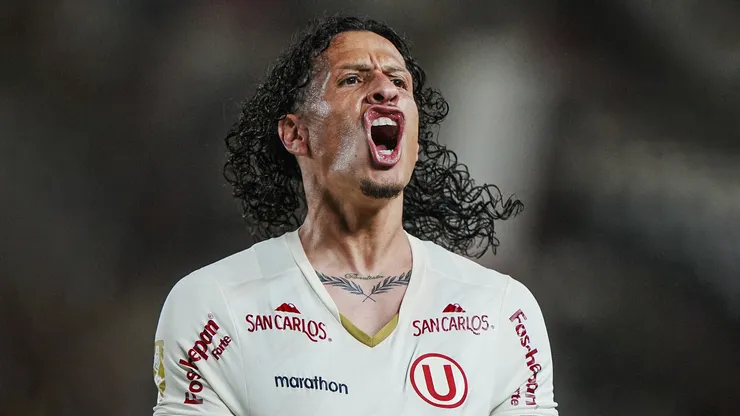 Williams Riveros en Universitario.