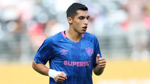 Kevin Serna entrenando en Fluminense.