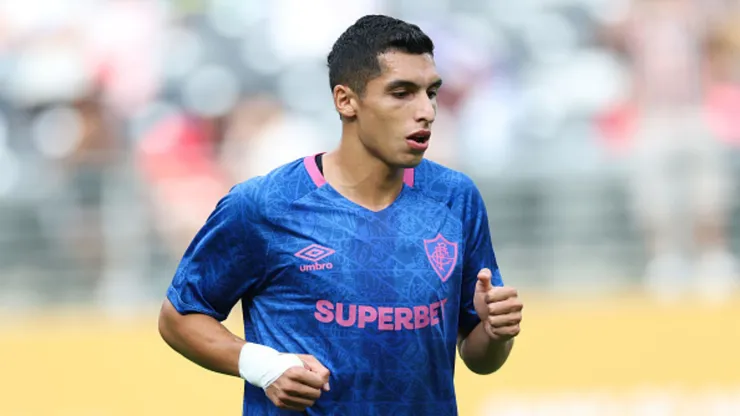 Kevin Serna entrenando en Fluminense.