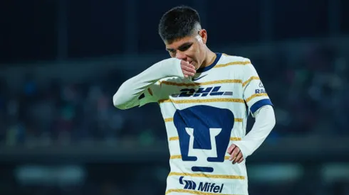 Piero Quispe se llena de críticas en los Pumas UNAM.
