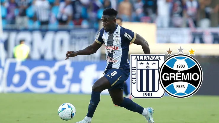 Eryc Castillo con camiseta de Alianza Lima.