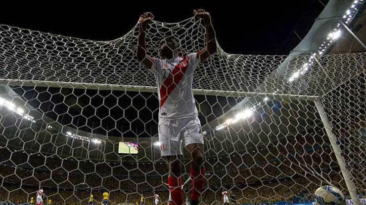 Este peruano volvería a jugar en el extranjero.