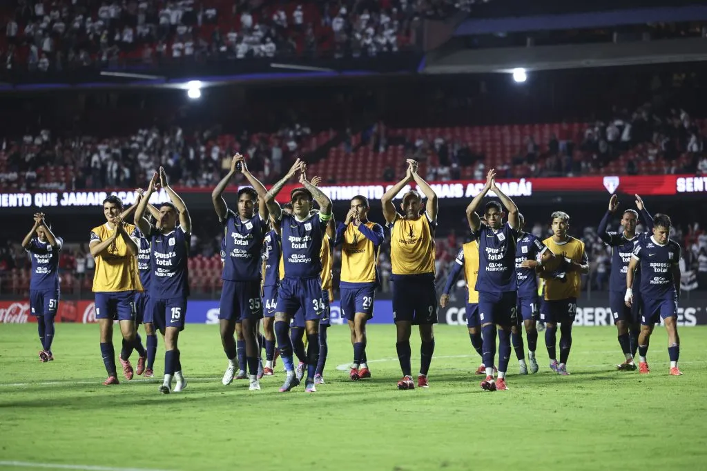 Alianza Lima cuando jugó en Brasil contra Sao Paulo.  (Photo by Alexandre Schneider/Getty Images)