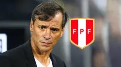 Fabián Bustos y el escudo de la Selección Peruana.