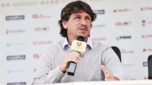 Jean Ferrari renunció en Universitario.