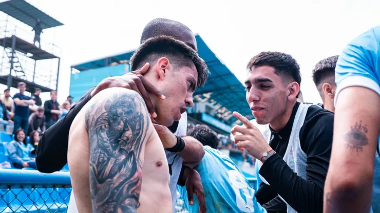 Jugadores de Sporting Cristal celebrando.
