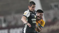 Aldo Corzo, figura de Universitario ante Comerciantes Unidos.