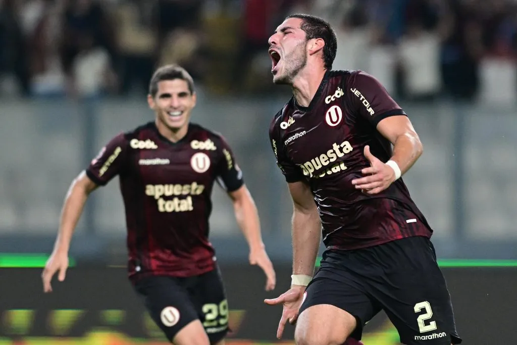 Marco Saravia cuando jugaba en Universitario. (Foto: X).