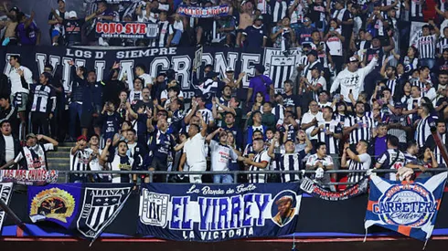 Hinchas de Alianza Lima sufrieron con la policía brasileña.