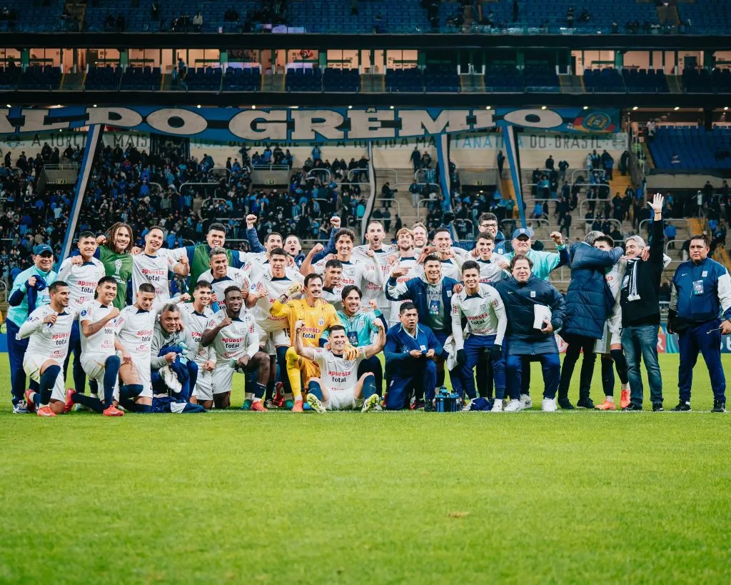 Alianza Lima tras eliminar a Gremio. (Foto: X).