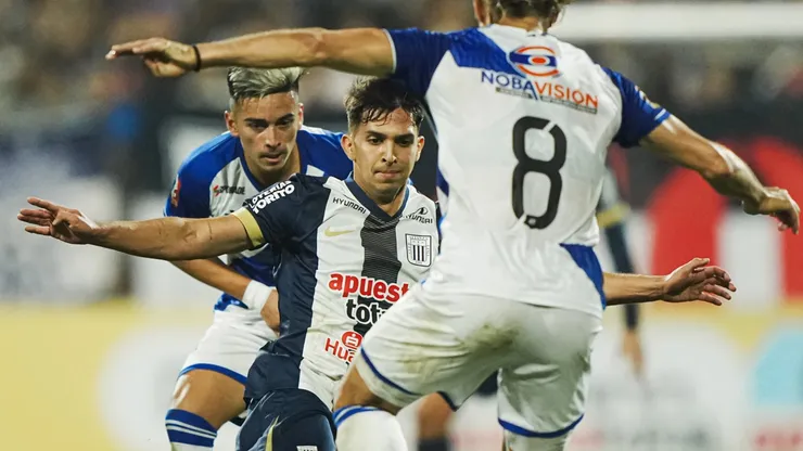 Alessandro Burlamaqui vs. Alianza Atlético.