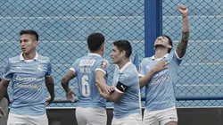 Jugadores de Sporting Cristal celebrando.