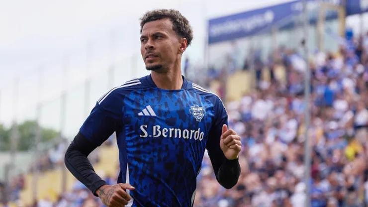 Dele Alli con camiseta de Como.