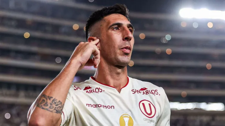 Diego Dorregaray durante su etapa en Universitario.