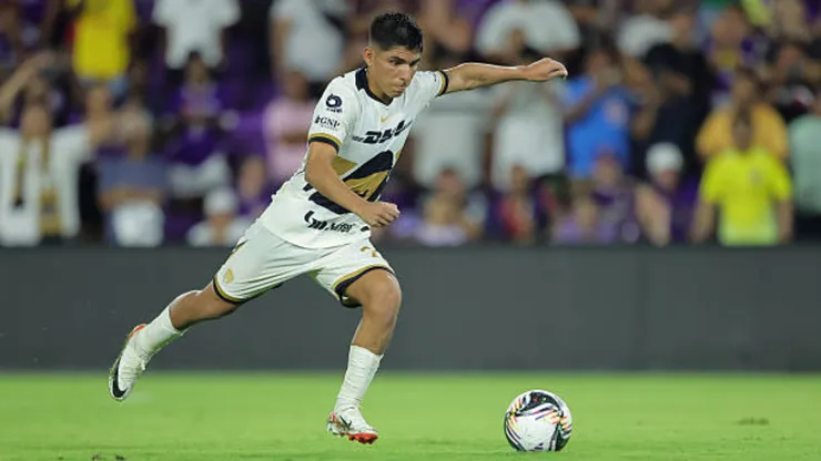 Piero Quispe regaló asistencia en Pumas frente al Atlanta United.