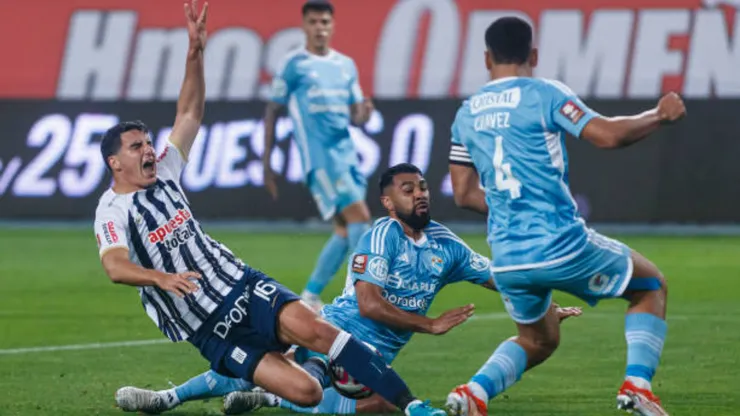 Alianza Lima cierra fichaje antes de jugar con Sporting Cristal.