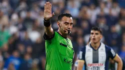 Alianza Lima reclama por el mal arbitraje ante Sporting Cristal.