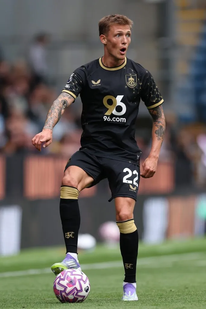 BURNLEY, ENGLAND – AUGUST 09: Oliver Sonne of Burnley during the pre-season friendly match between Burnley and SS Lazio at Turf Moor on August 09, 2025 in Burnley, England. (Photo by Alex Livesey/Getty Images)