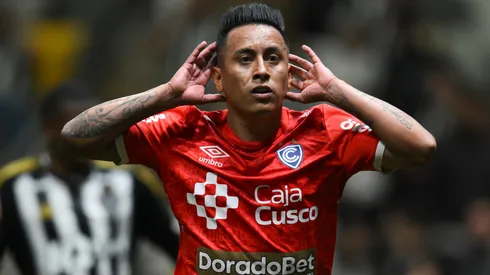 Christian Cueva busca seguir haciendo historia con Cienciano en la Copa Sudamericana 2025.