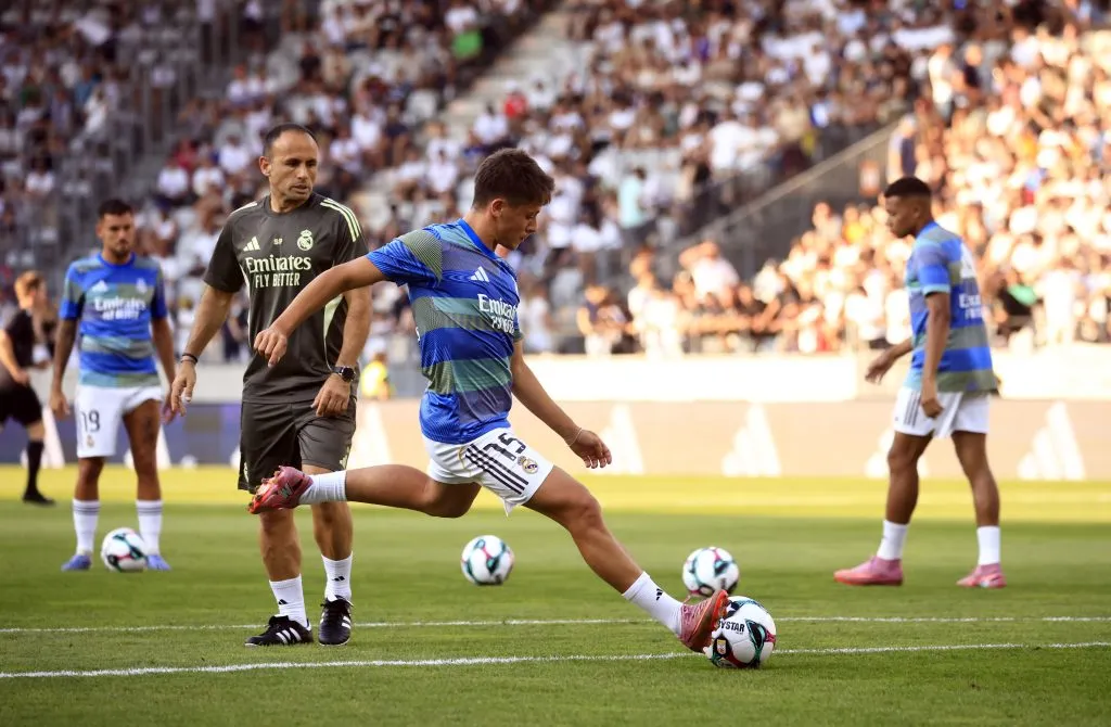 Arda Güler trabajando en el Real Madrid. (Photo by Jan Hetfleisch/Getty Images)