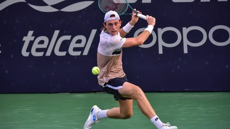 Ignacio Buse avanza a paso firme en el Challenger de Cancún.