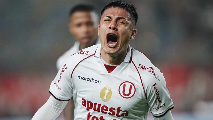 El festejo de Universitario en la victoria por la mínima diferencia frente a Sport Boys.