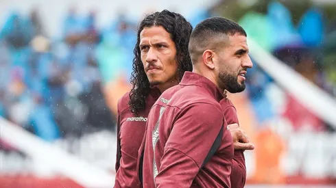 Williams Riveros y Matías Di Benedetto calentando en Universitario.