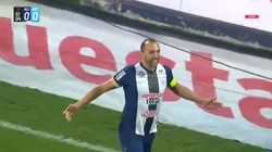 Hernán Barcos celebrando su gol ante ADT.
