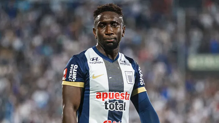 Alianza Lima toma una decisión de última hora con Eryc Castillo.