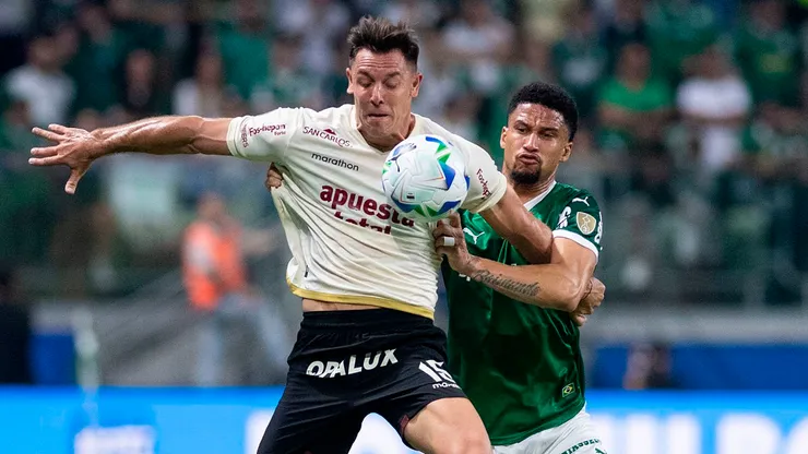 Universitario empató ante Palmeiras.