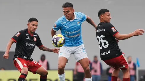 Cristal empató 2-2 ante UTC en el Gallardo.