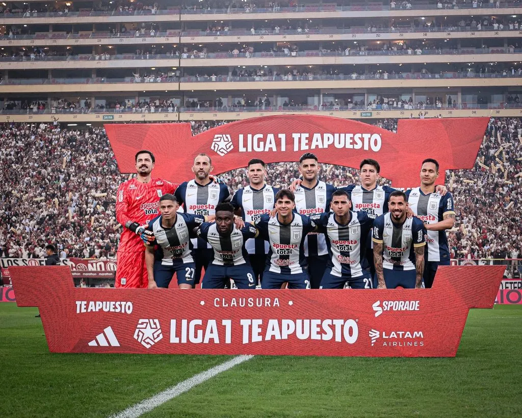 Alianza Lima antes del clásico contra Universitario. (Foto: X).