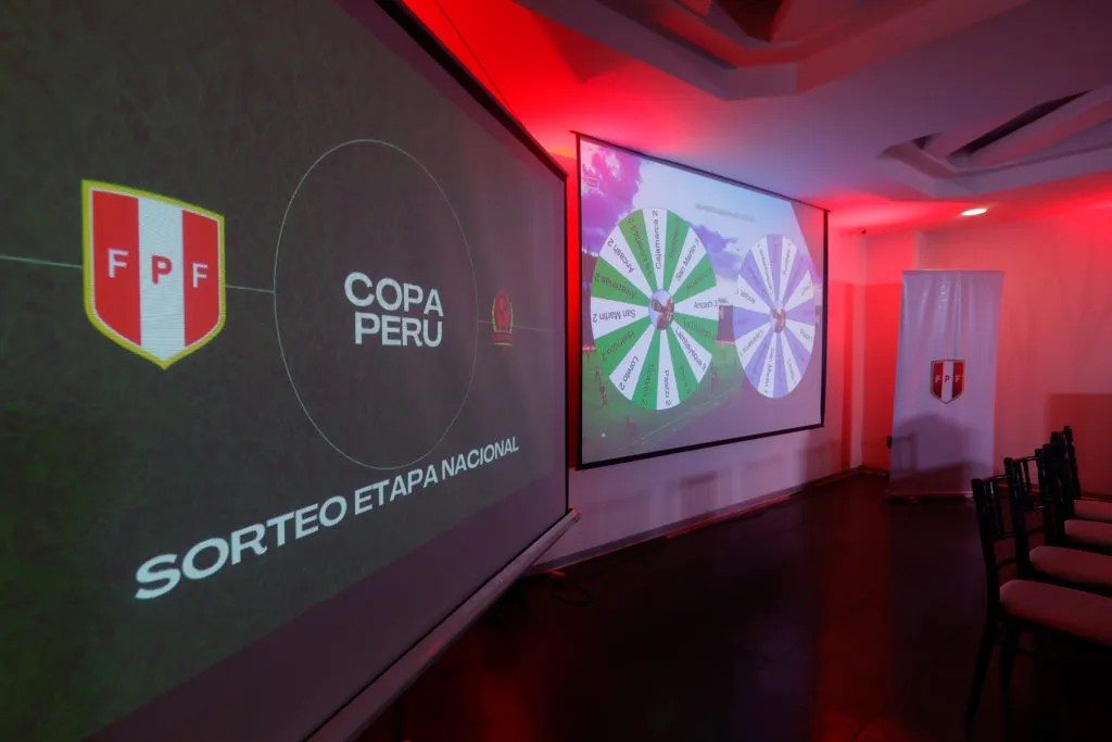 Sorteo Etapa Nacional (Foto: FPF).