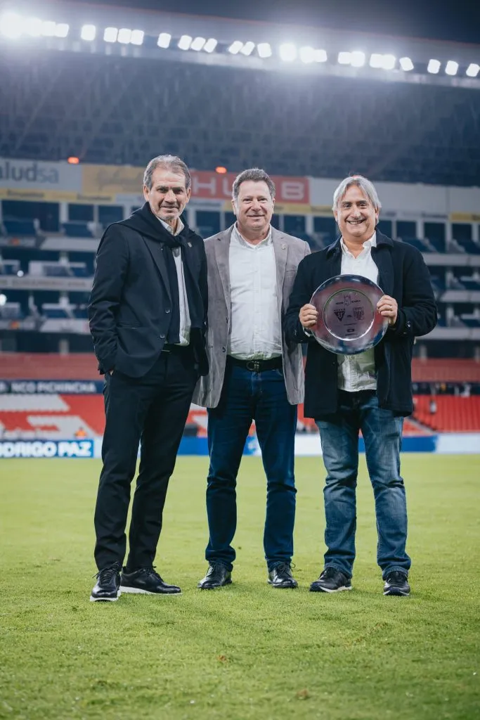 Fernando Cabada representando a Alianza Lima. (Foto: X).