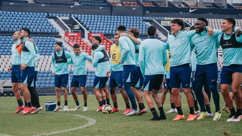 Jugadores de Alianza Lima festejando en Matute.