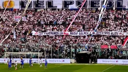 Hinchada de Colo Colo.