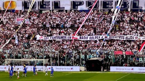 Hinchada de Colo Colo.