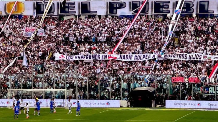 Hinchada de Colo Colo.